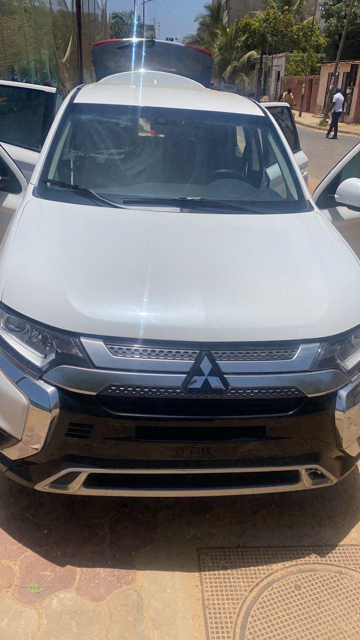 Mitsubishi Outlander 2019 à vendre 7 places - photo 8